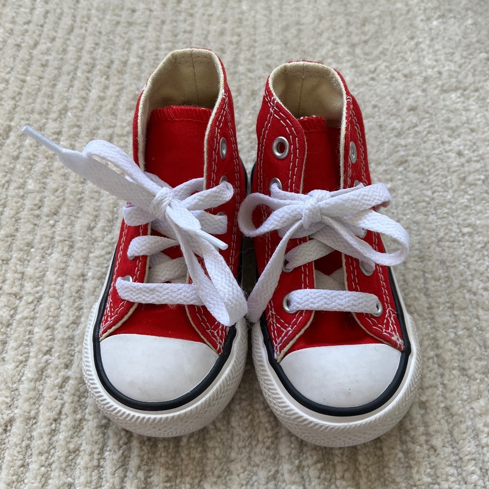 Cute for Valentine's Day: Toddler Converse Chuck Taylor All Star Sneakers